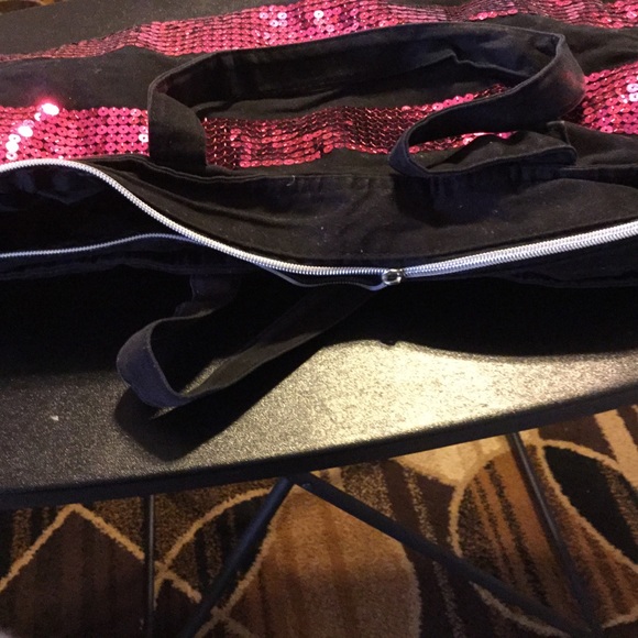 Purse - Picture 2 of 3